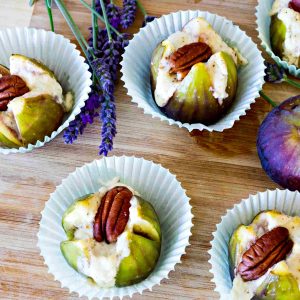 Stuffed Figs with Goat Cheese and Pecans Appetizer