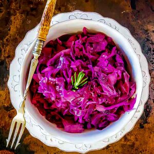 Best Stewed Red Cabbage With Apples – Vegan Recipe