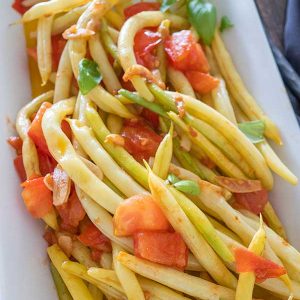 Yellow (Wax) Beans With Garlic and Tomatoes