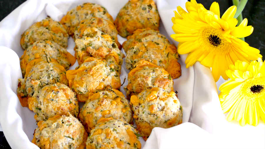 cheese, muffins