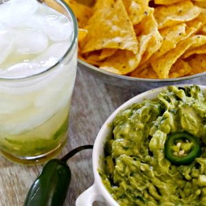 Best Authentic Spicy Guacamole