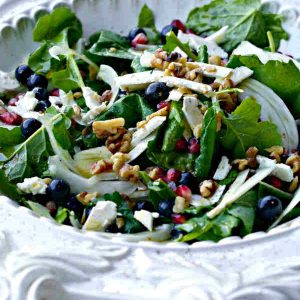 Deluxe Salad With Raspberry Vinaigrette