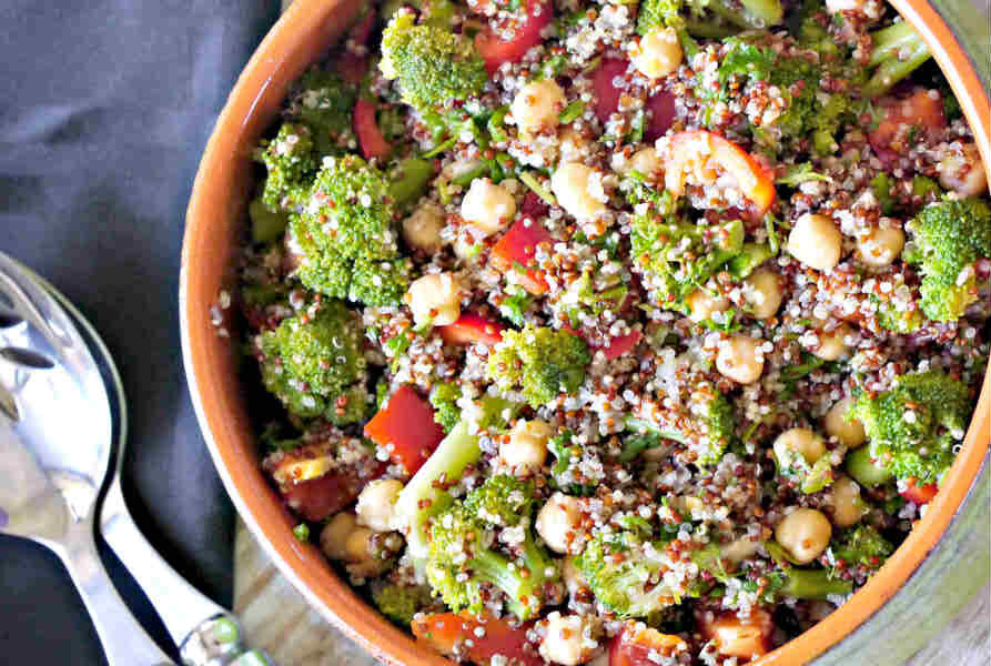 quinoa, broccoli, chickpea vegetarian salad