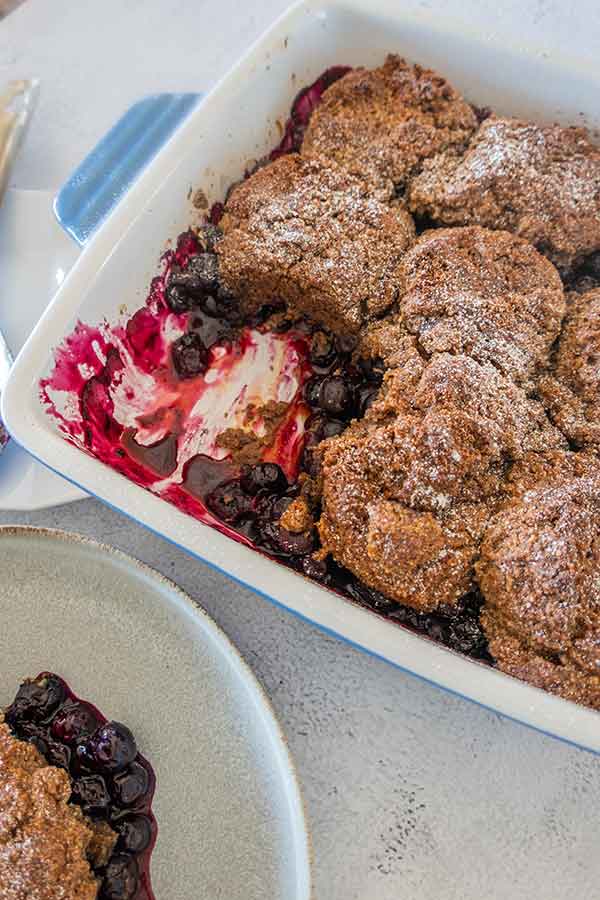 easy gluten free blueberry cobbler