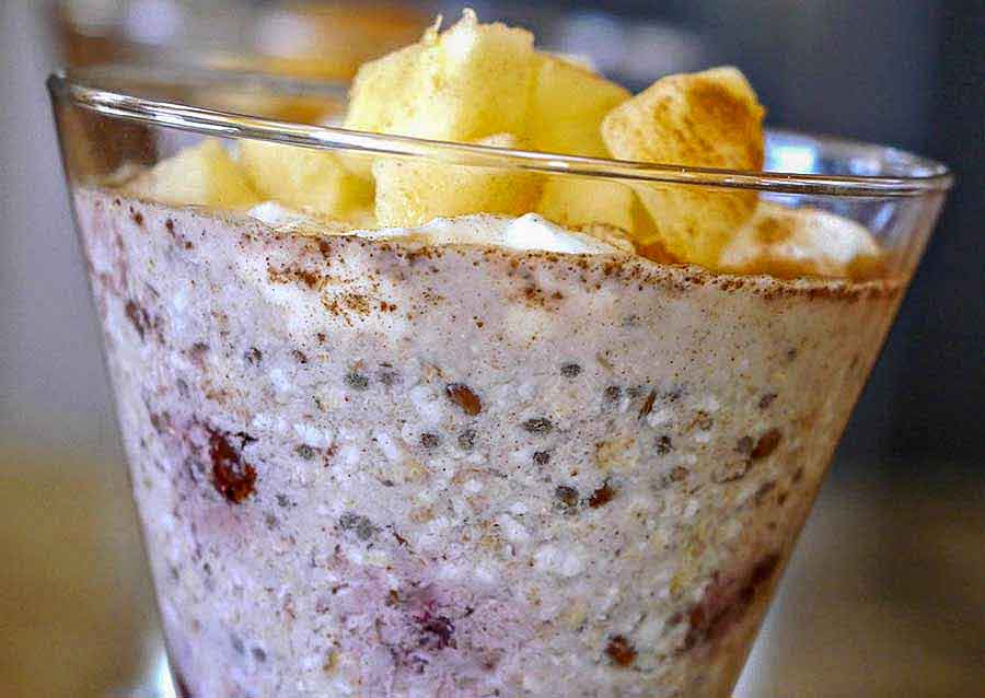 overnight oats with chia and flax