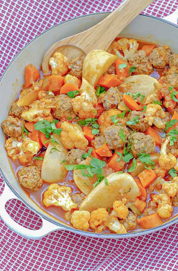 Cauliflower and Meatballs Ragout