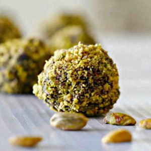 Paleo Chocolate Pistachio Balls