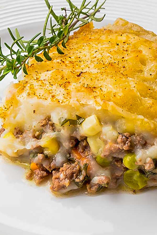 a slice of shepherds pie on a plate