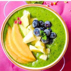 Immune Boosting Pineapple Smoothie Bowl
