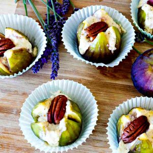 Stuffed Figs with Goat Cheese and Pecans Appetizer