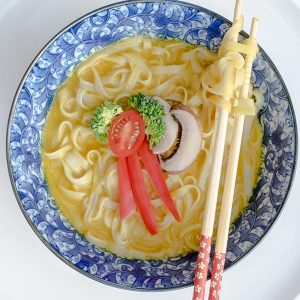 Easy Vegan Coconut Curry Ramen