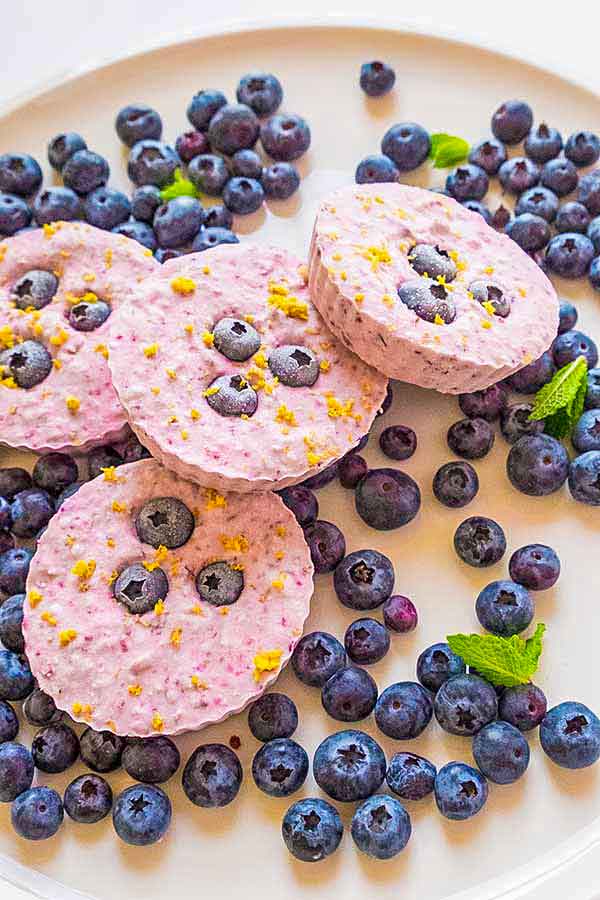 MINNIE KETO BLUEBERRY CHEESECAKES ON A PLATE