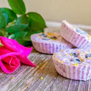 Keto Minnie Blueberry Cheesecakes