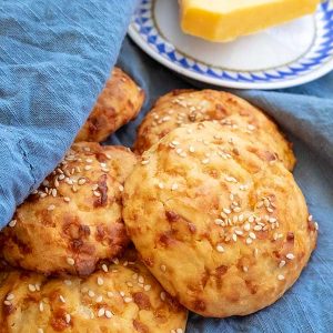 4 – Ingredient Gluten-Free Cheese Buns