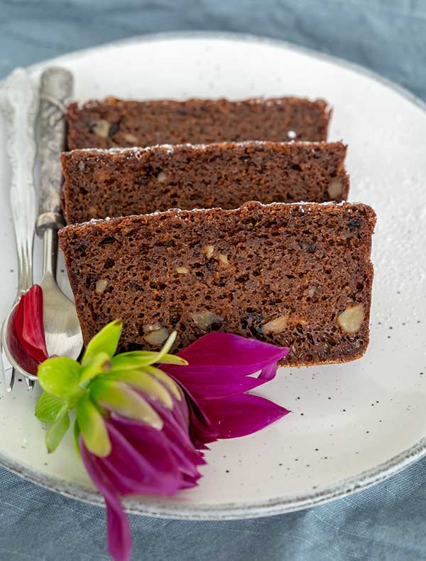 sliced Grain-Free Gingerbread Loaf on a plate