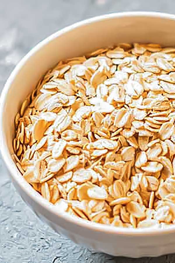 rolled oats in a bowl