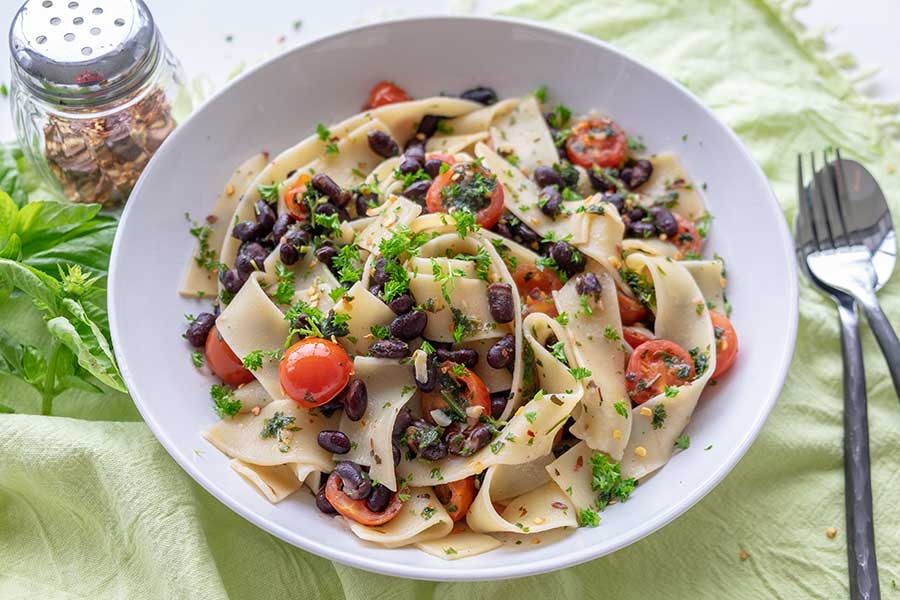 Parsley Black Beans & Tomatoes Pasta, gluten free vegetarian recipe