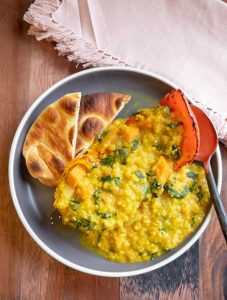 lentil curry with naan bread