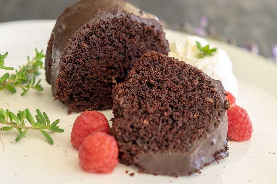 2 slices of chocolate cake gluten free