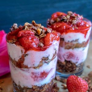 Strawberry & Chocolate Granola Yogurt Parfait (Gluten-Free)