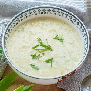 Keto Cream Of Cauliflower, Sage & Onion Soup