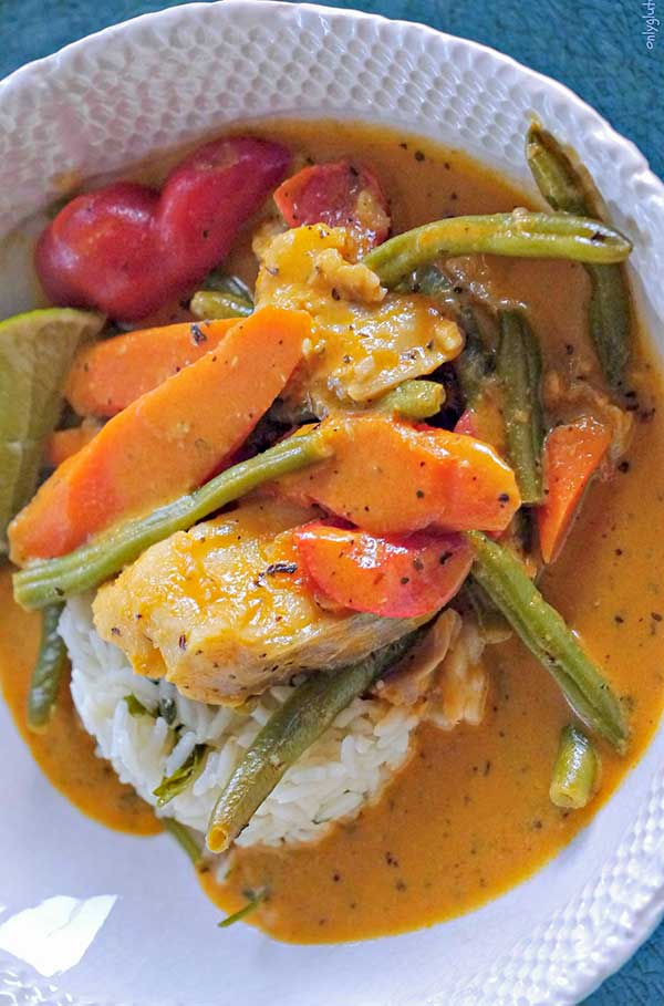 fish in red curry sauce, healthy recipe
