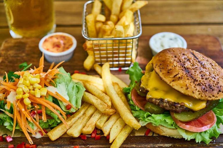 gluten-free chain restaurants, fast food burgers, fries
