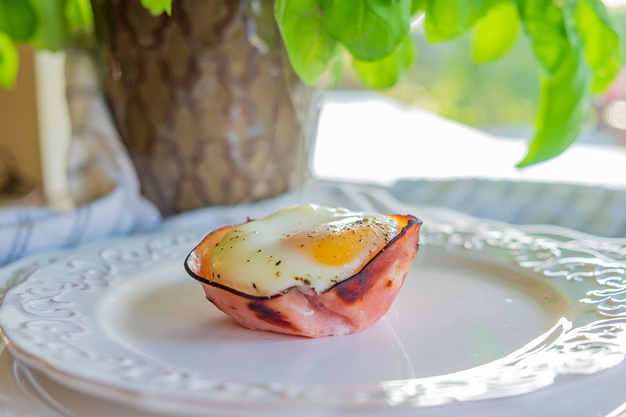 Keto Ham and cheese egg cups for weight loss