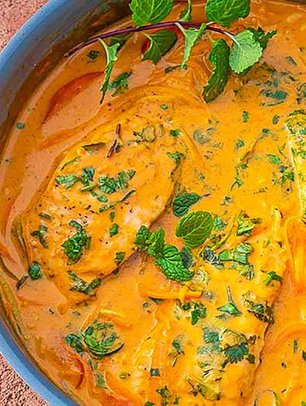 30 minute weekend recipes include salmon with thai coconut cream sauce.
