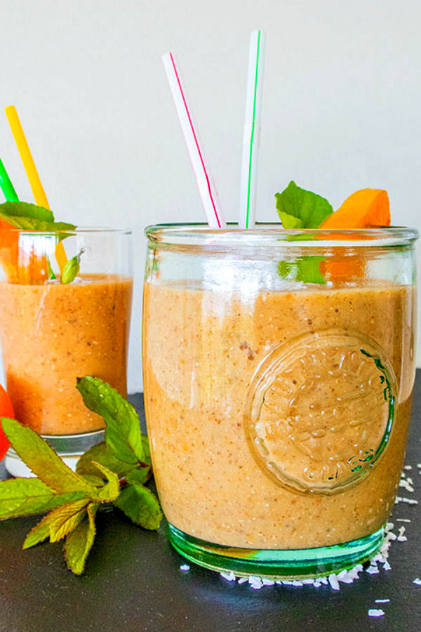 Peaches and Cream Chia Smoothie