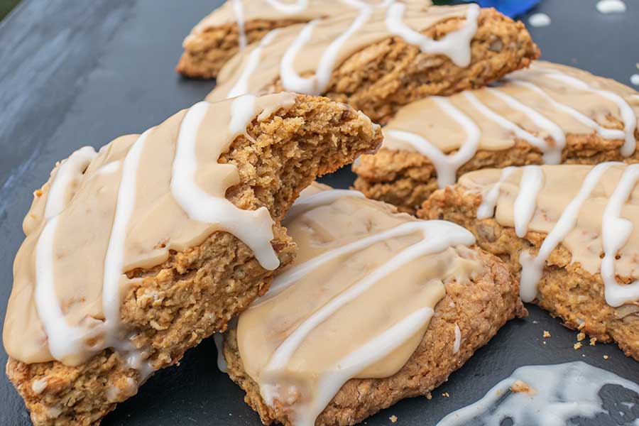 gluten-free maple oat nut scones