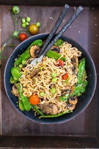 gluten free miso ramen noodles with sesame mushrooms