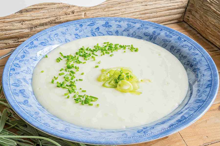 vegan vichyssoise in a bowl