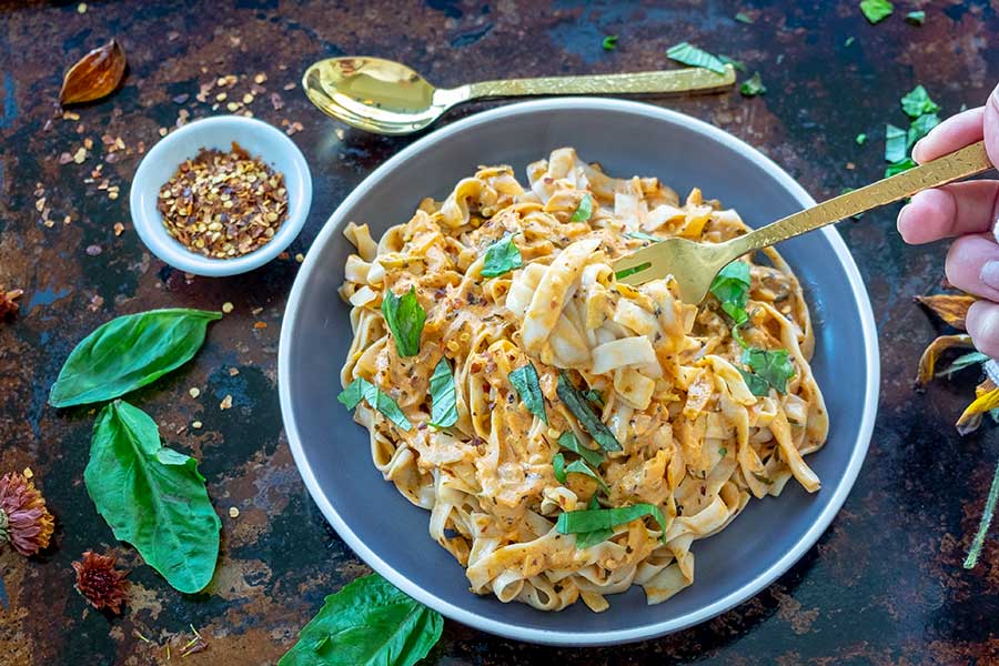 skillet creamy tomato fettuccini, keto