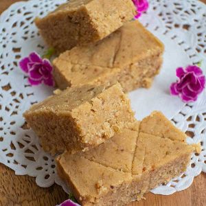 Healthy Gluten-Free No Bake Blondies