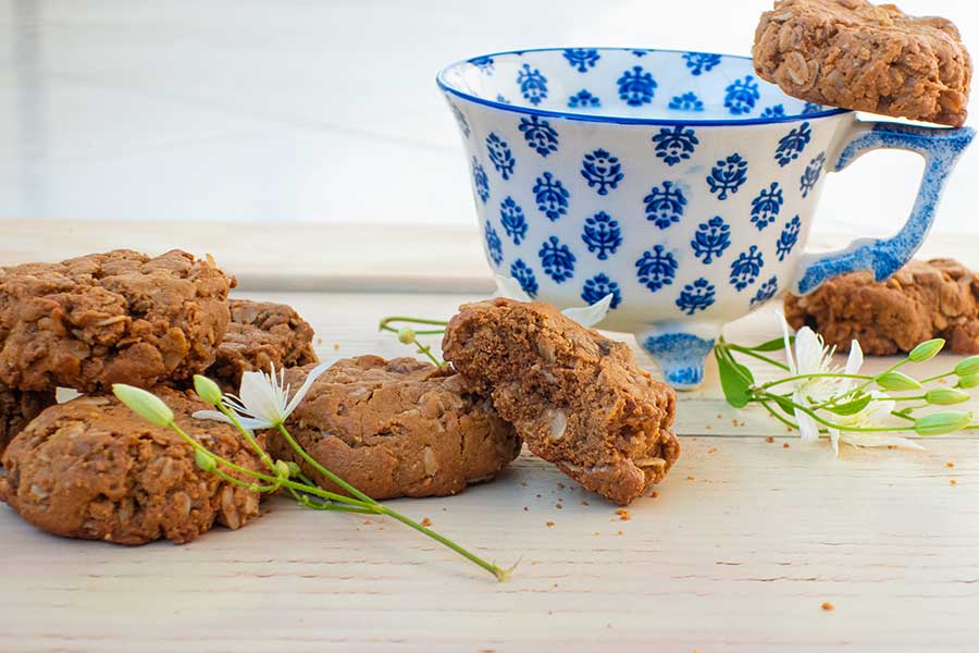 egg free peanut butter cookies with a cup of milk