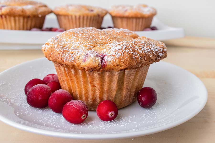 cranberry muffin