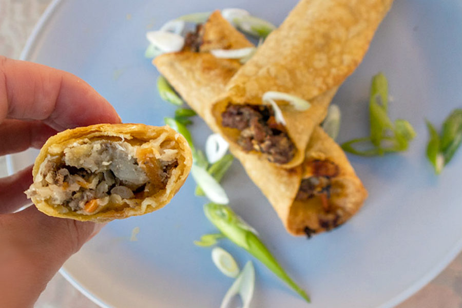 https://onlyglutenfreerecipes.com/wp-content/uploads/2021/02/egg-rolls.-1.jpg