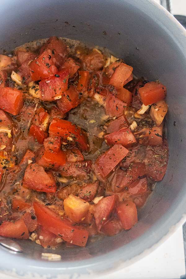 tomato garlic basil