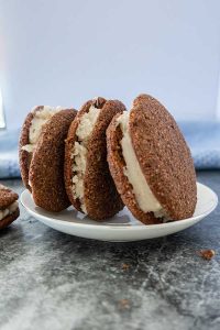 gluten free oreo cookies on a plate