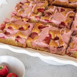 Gluten-Free Strawberry Sheet Cake with Fresh Strawberry Glaze