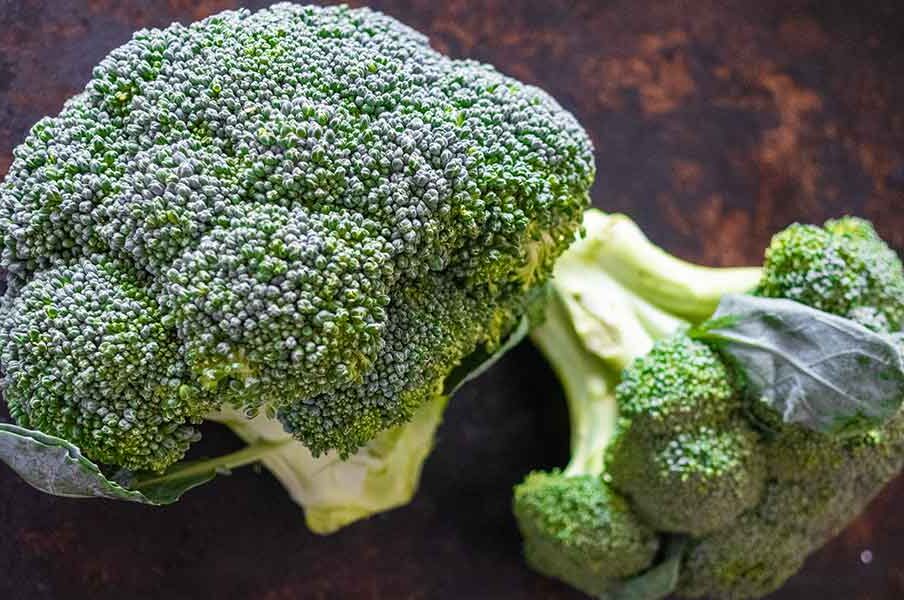 raw broccoli