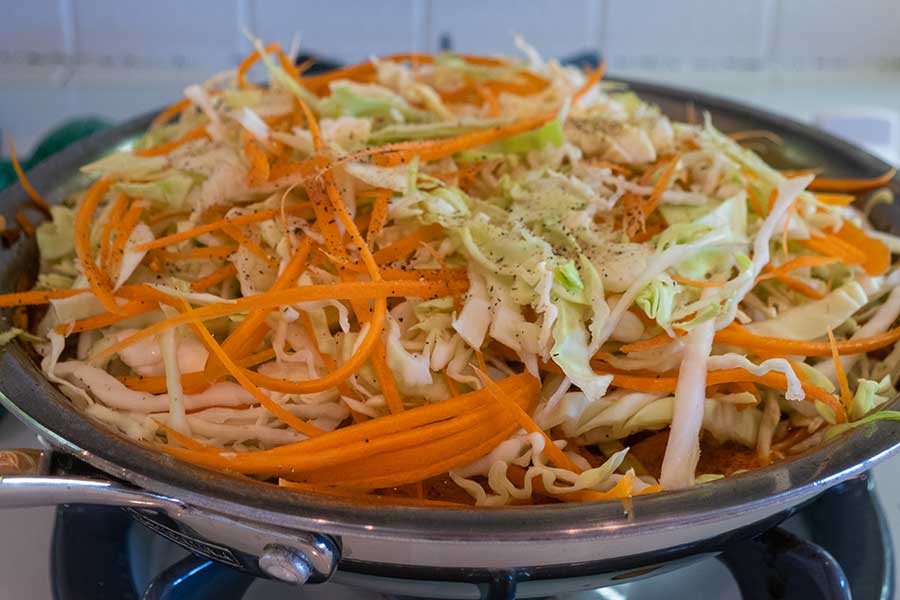 sliced cabbage and carrots