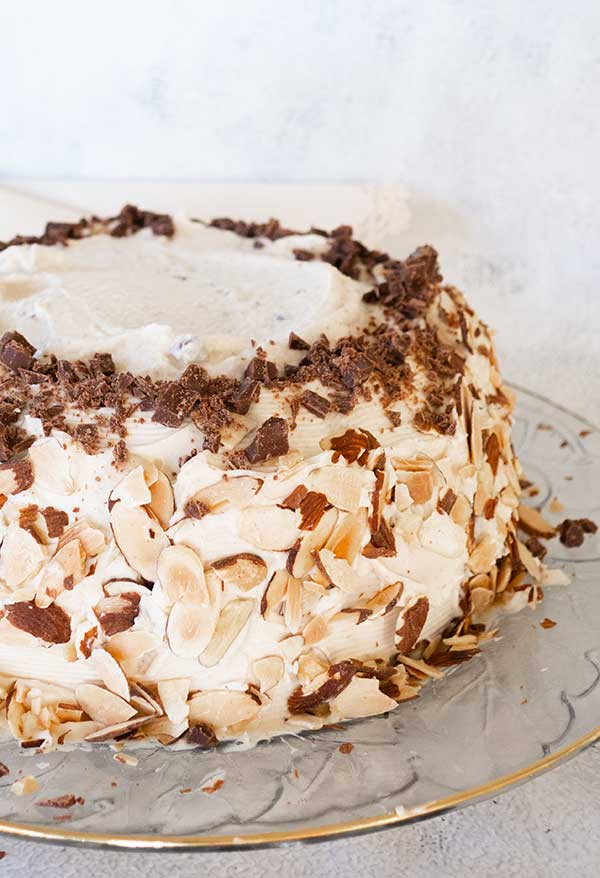 Cannoli Cake