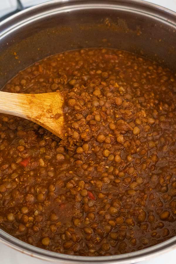 lentil chilli in a pot
