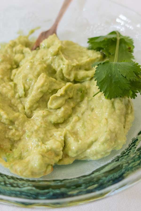 avocado aioli in a bowl