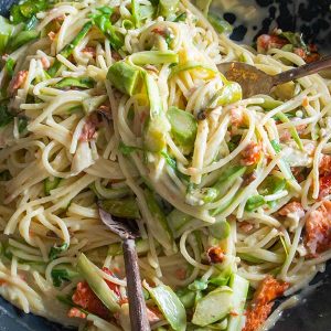 Creamy Smoked Salmon and Asparagus Pasta – Gluten Free