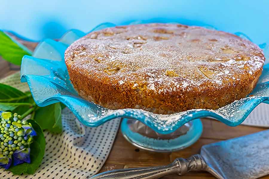 fFrench pear snacking cake