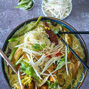 Laksa – Malaysian Noodle Soup with Chicken