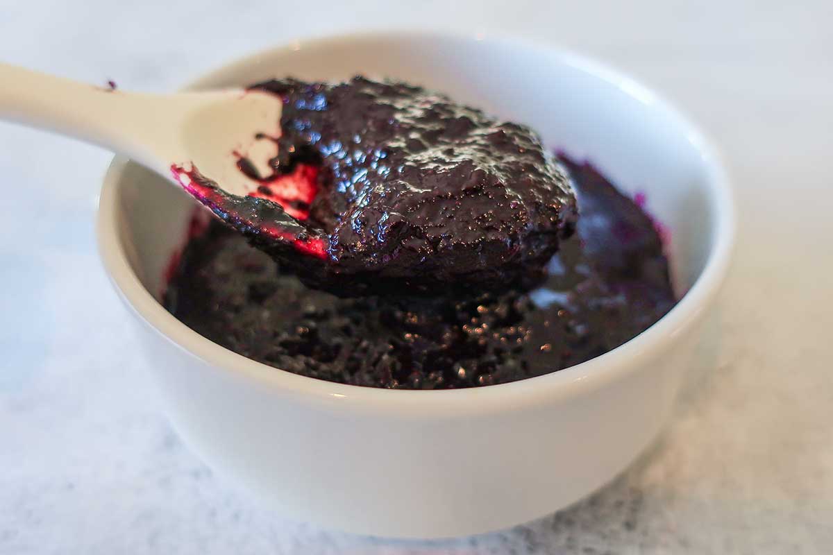 5 minute homemade blueberry jam in a bowl